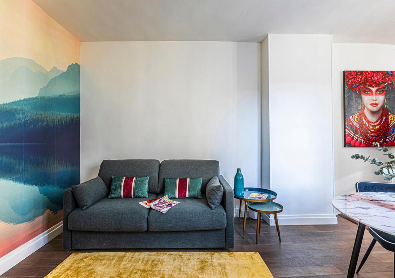123Paris City Room photo