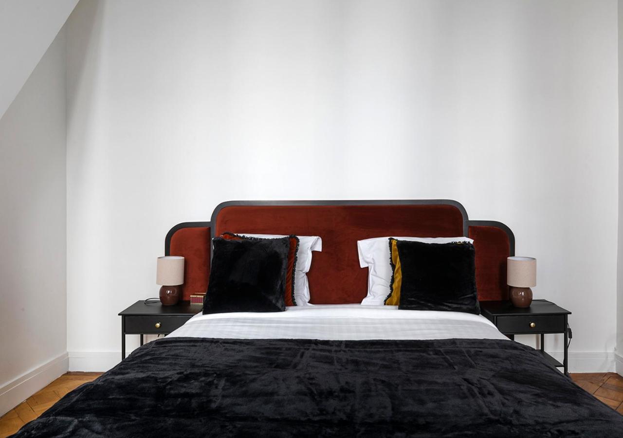 123Paris City Room photo