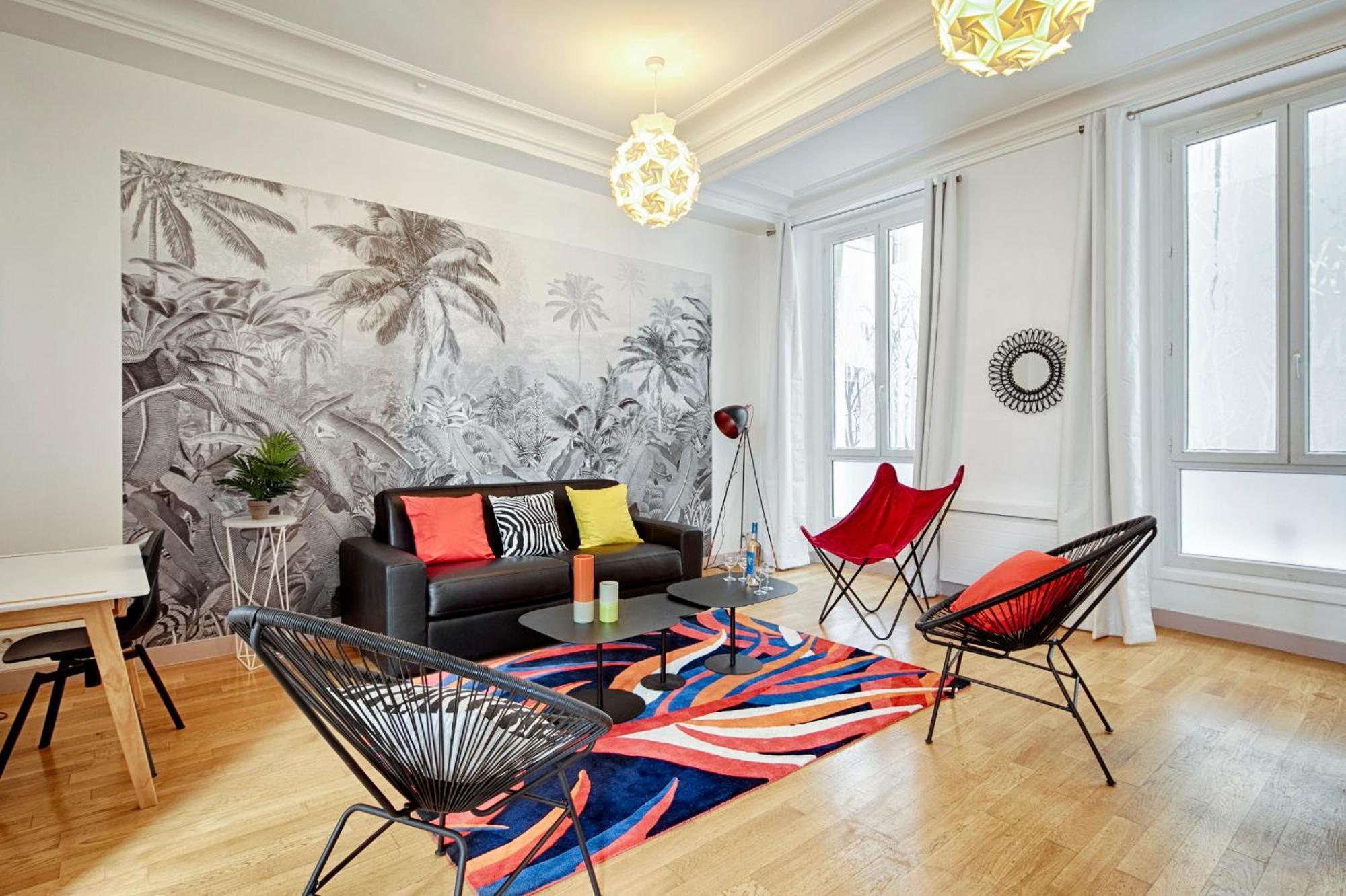 123Paris City Room photo